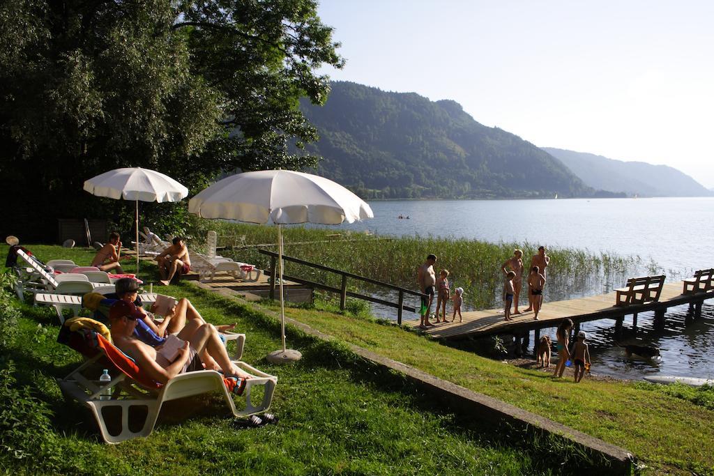 Seehaus Karantanien Am Ossiacher See Zewnętrze zdjęcie