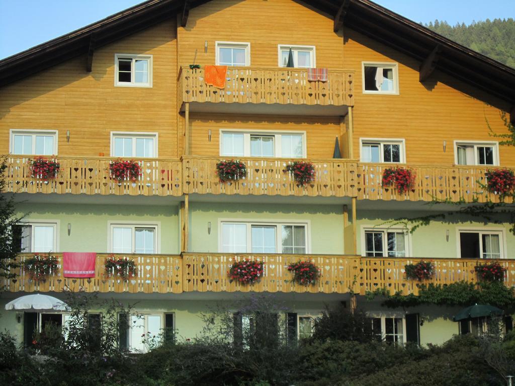 Seehaus Karantanien Am Ossiacher See Zewnętrze zdjęcie